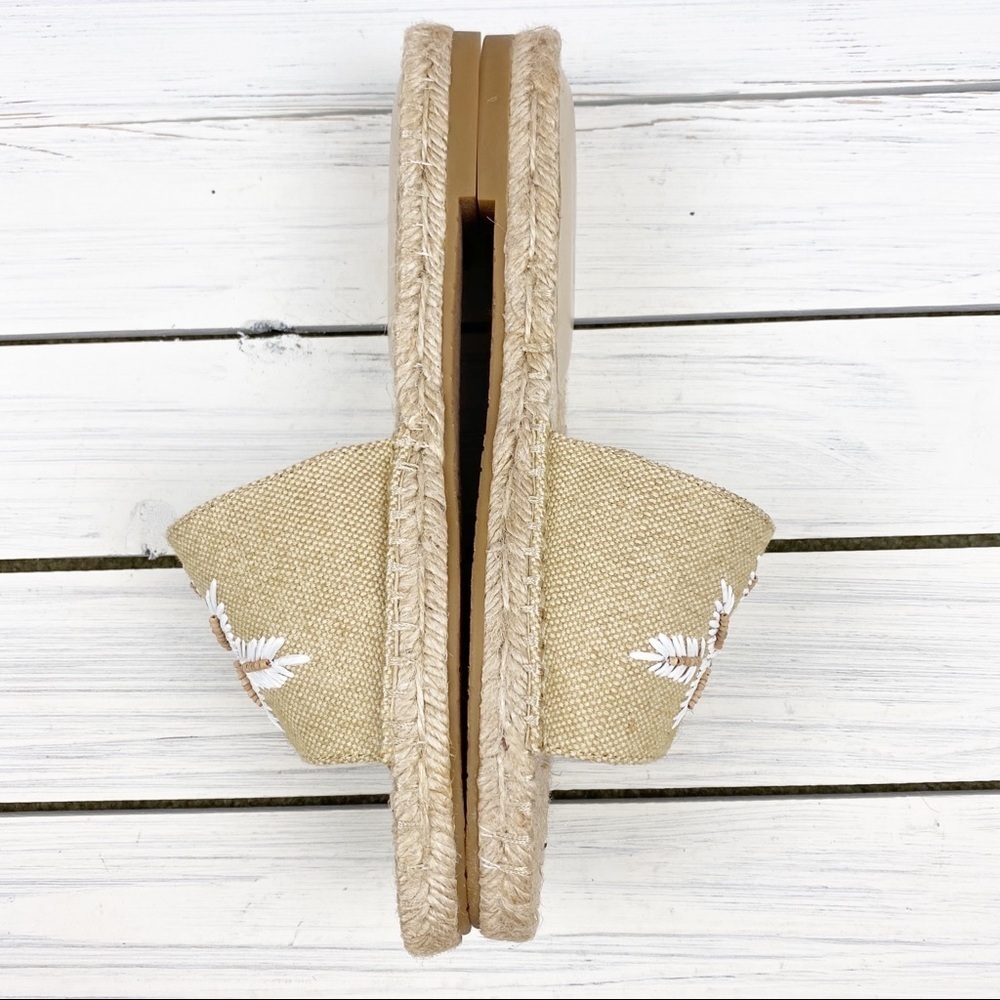 NEW Badgley Mischka Jewel Kyrene Espadrille Sandals Beaded Fabric Beige Tan - Picture 4 of 13